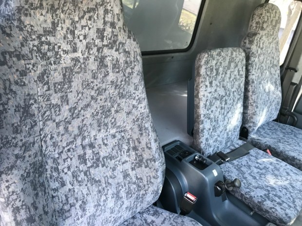 2009 UD PK10 PK 265 6X2 TRUCK MANUAL CURTAINSIDER