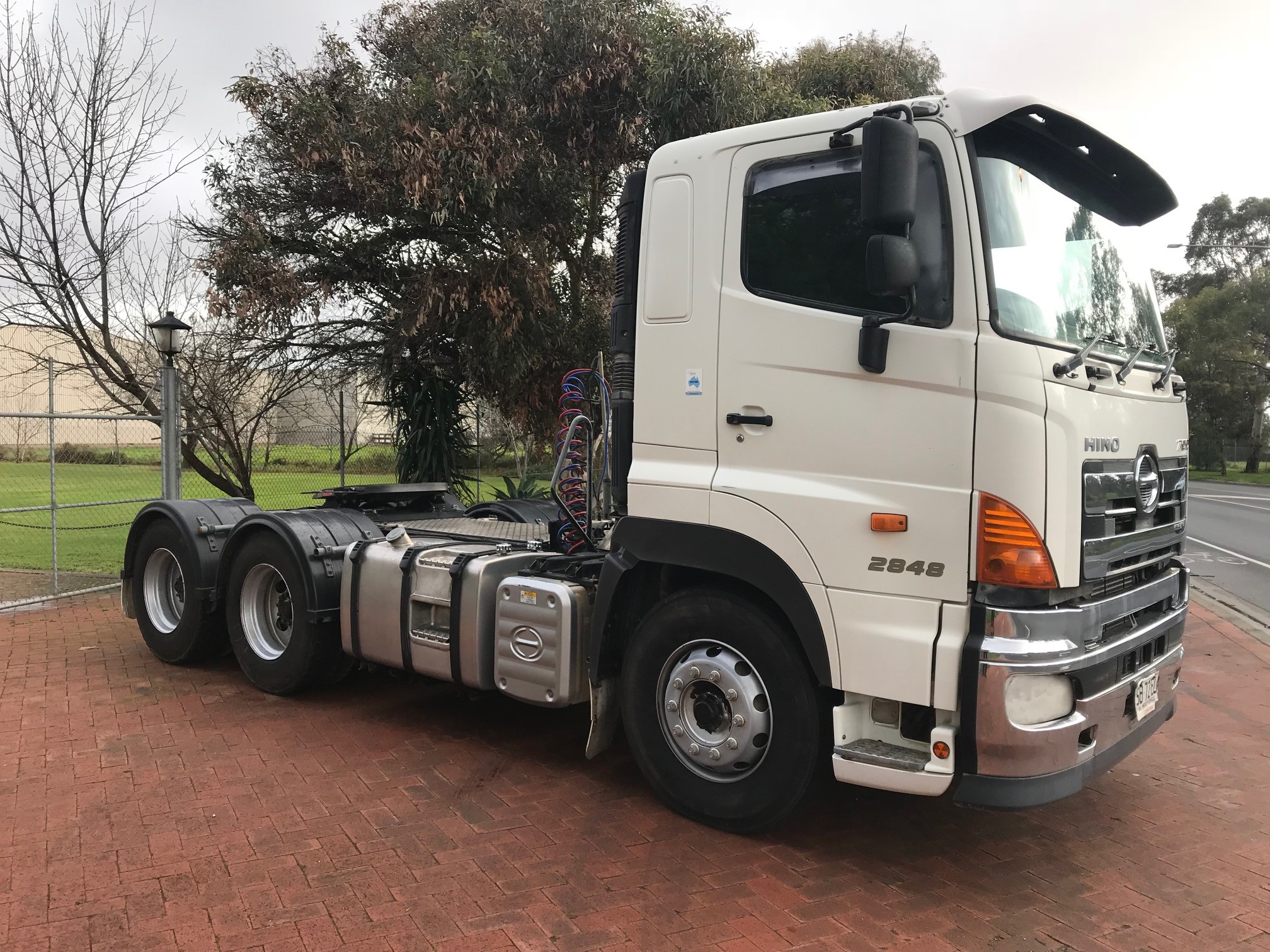 2010 HINO SS - 700 SERIES 2848 TRUCK AMT PRIMEMOVER