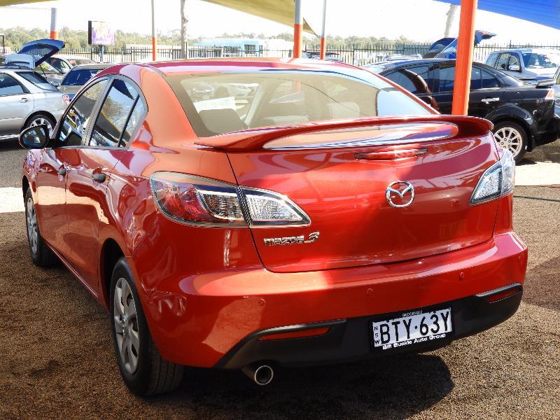 2010 MAZDA 3 Neo
