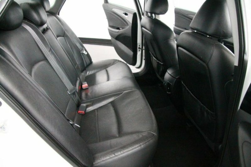 2010 HYUNDAI i45 ELITE YF MY11