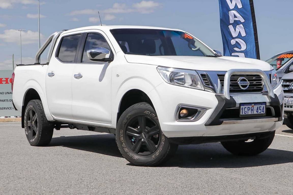2015 NISSAN NAVARA NP300 D23 6 SP MANUAL DOUBLE CAB UTILITY