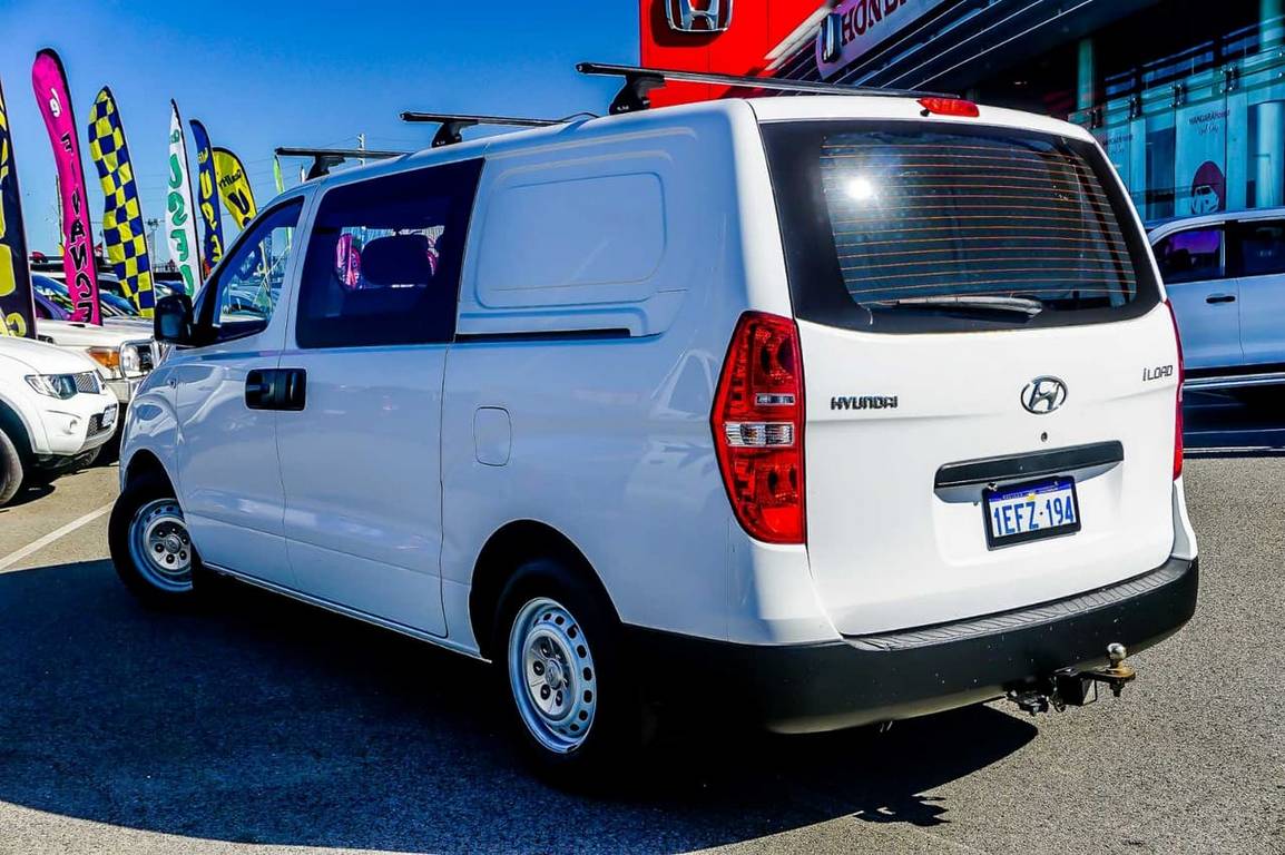 2013 HYUNDAI ILOAD TQ MY13 5 SP AUTOMATIC 4D VAN