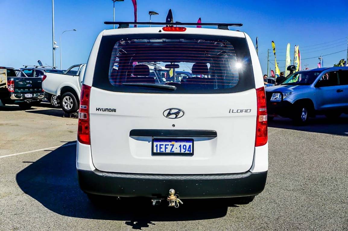 2013 HYUNDAI ILOAD TQ MY13 5 SP AUTOMATIC 4D VAN