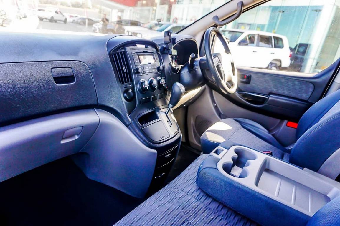 2013 HYUNDAI ILOAD TQ MY13 5 SP AUTOMATIC 4D VAN