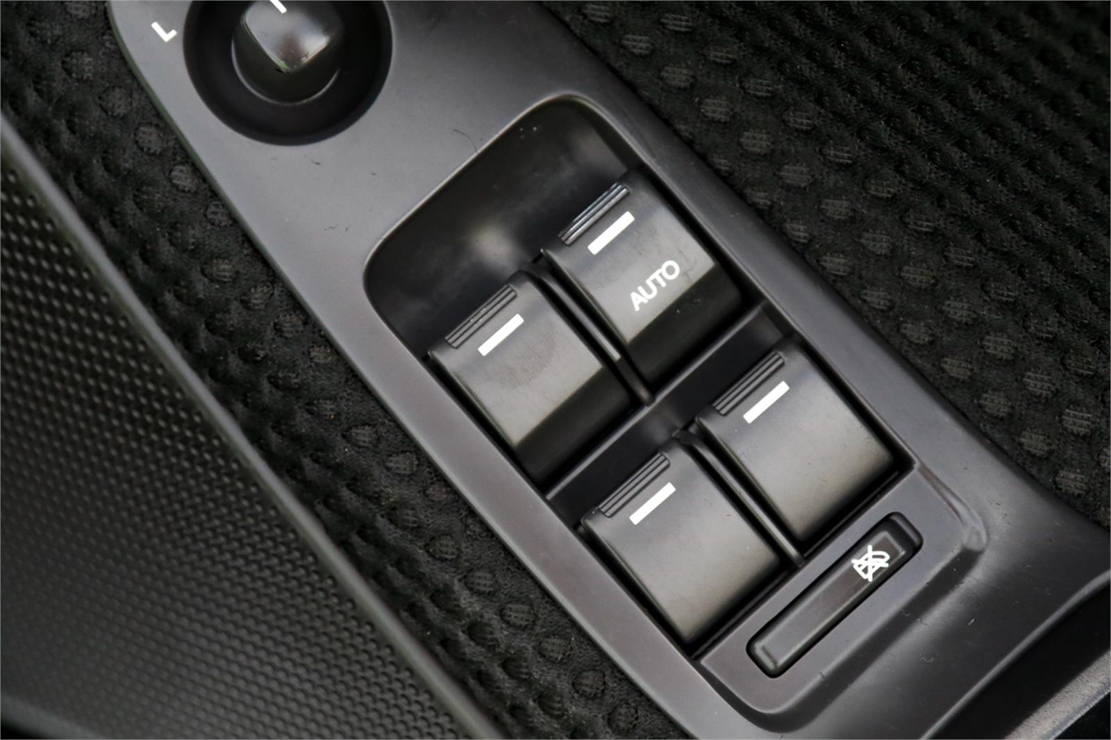 2011 FORD FALCON FG XR6 SPORTS AUTOMATIC SEDAN