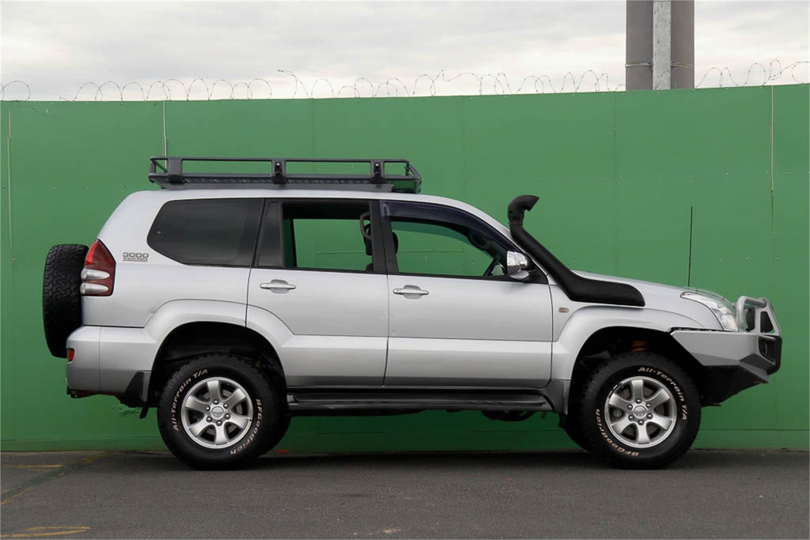 2004 TOYOTA LANDCRUISER PRADO GRJ120R GXL MANUAL WAGON