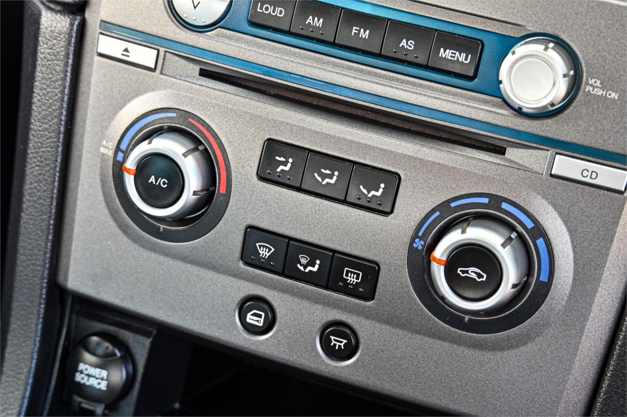 2005 FORD FALCON BA MK II XR6 SPORTS AUTOMATIC SEDAN