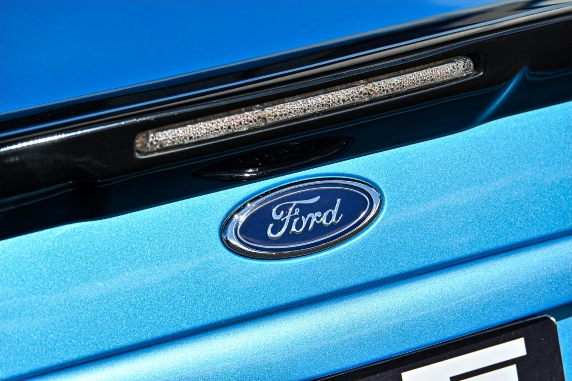 2005 FORD FALCON BA MK II XR6 SPORTS AUTOMATIC SEDAN
