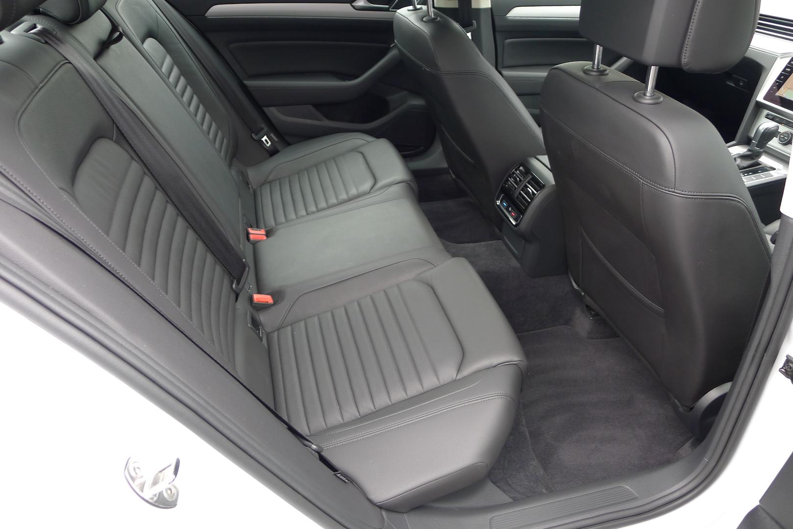 2018 VOLKSWAGEN PASSAT 3C MY18 132 TSI COMFORTLINE 7 SP AUTO DIRECT SHIFT 4D SEDAN