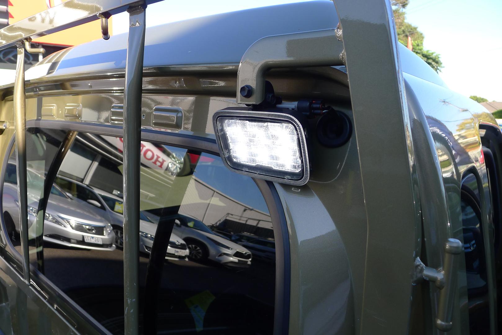 2022 DAIHATSU HI-JET JUMBO AUTO TRAY