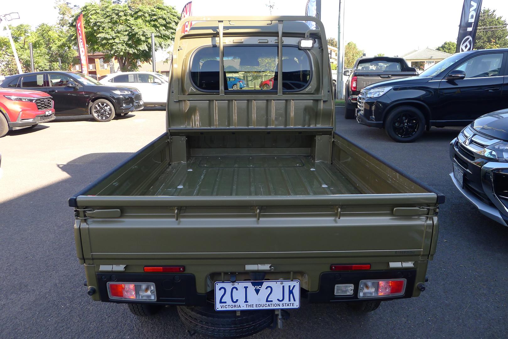 2022 DAIHATSU HI-JET JUMBO AUTO TRAY