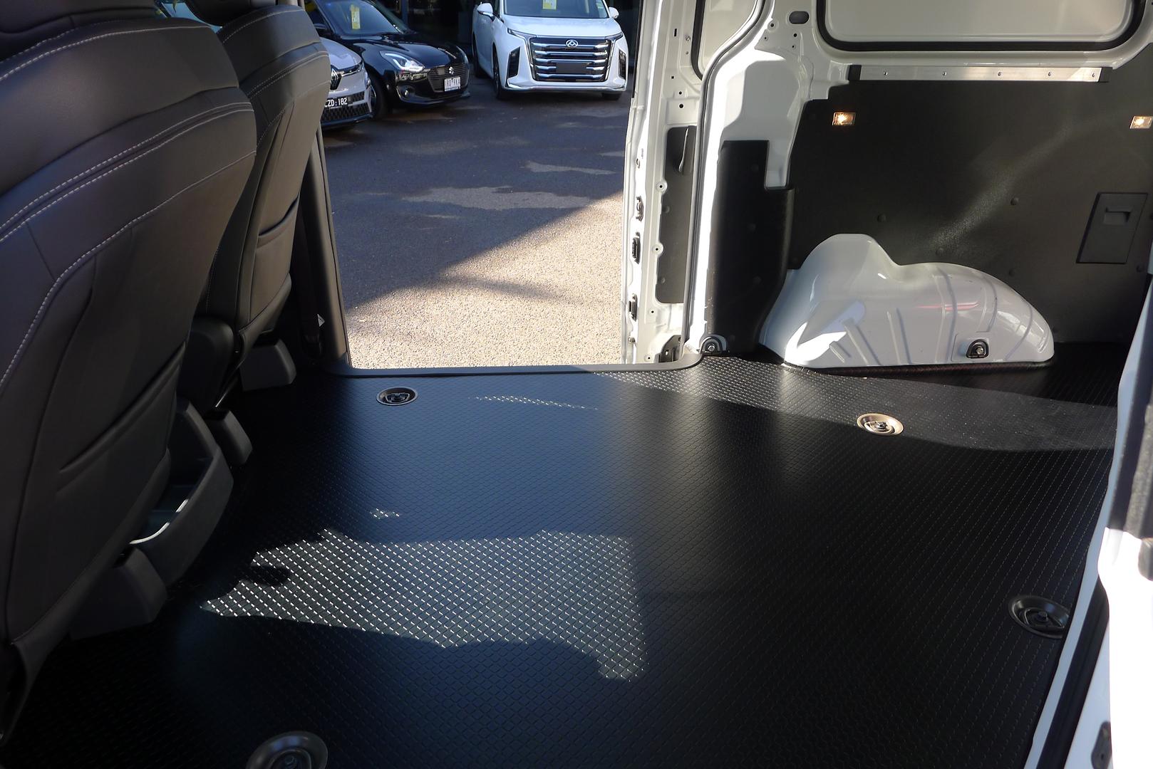 2024 LDV G10 + MANUAL MY24 VAN