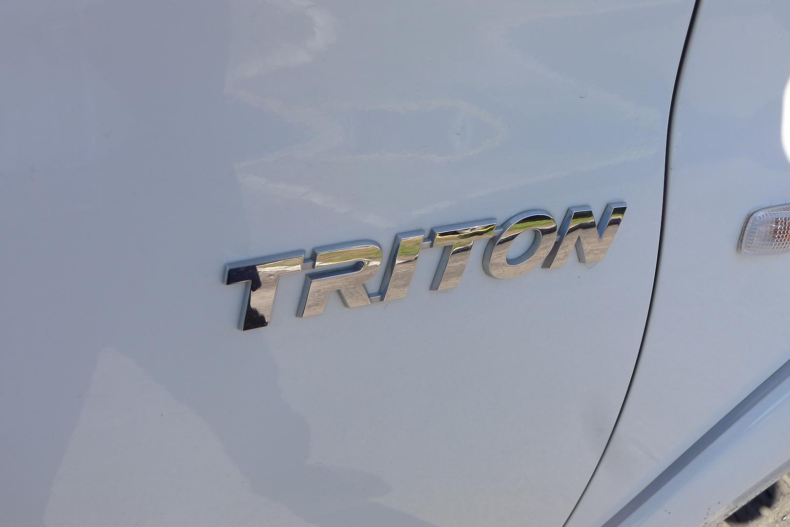 2016 MITSUBISHI TRITON GLX MQ MANUAL 4X4 MY17 C/CHAS