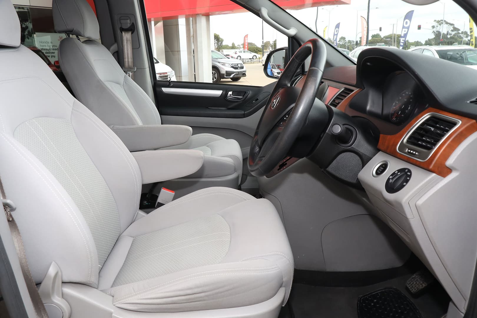 2017 LDV G10 SV7A SPORTS AUTOMATIC WAGON
