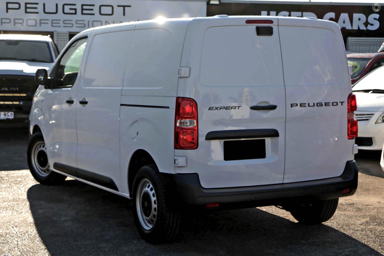 2025 PEUGEOT EXPERT PRO SWB AUTO