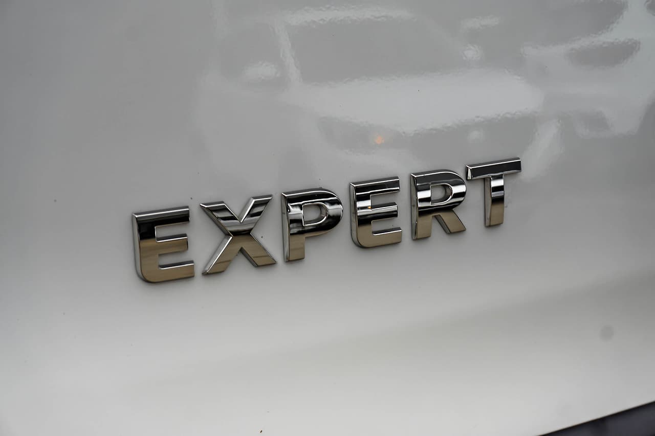 2020 PEUGEOT EXPERT K0 150 HDI AUTOMATIC VAN