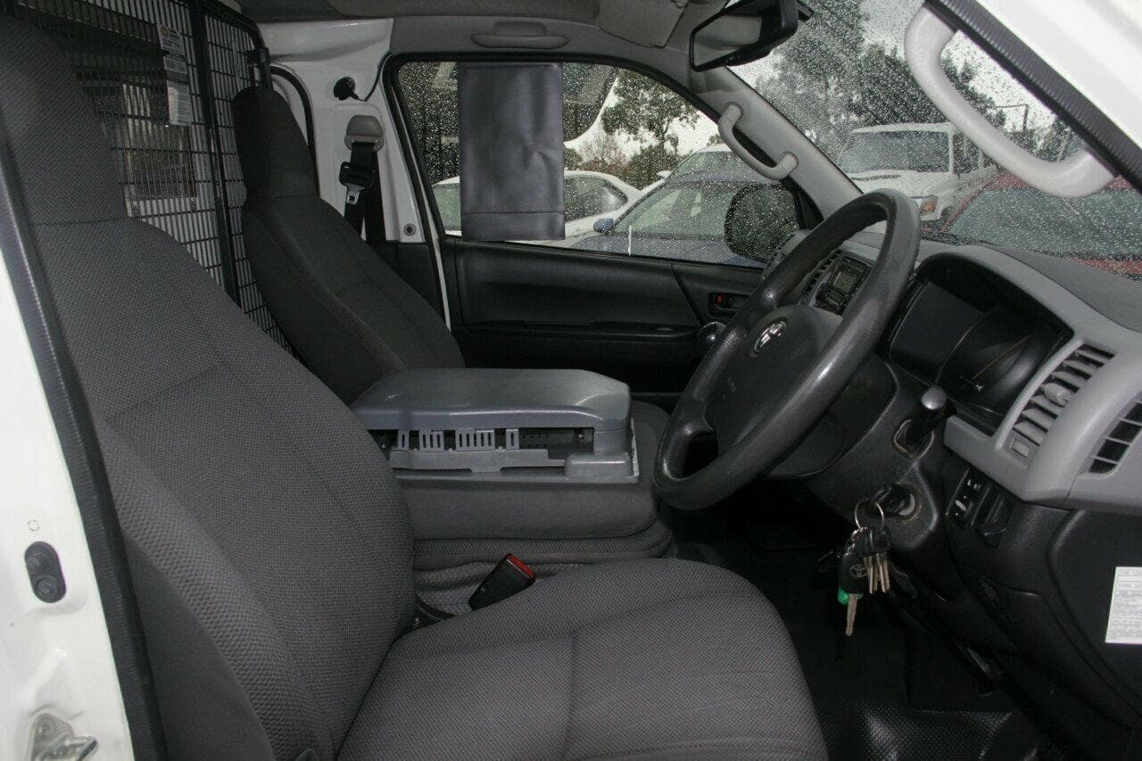 2013 TOYOTA HIACE KDH201R MANUAL VAN