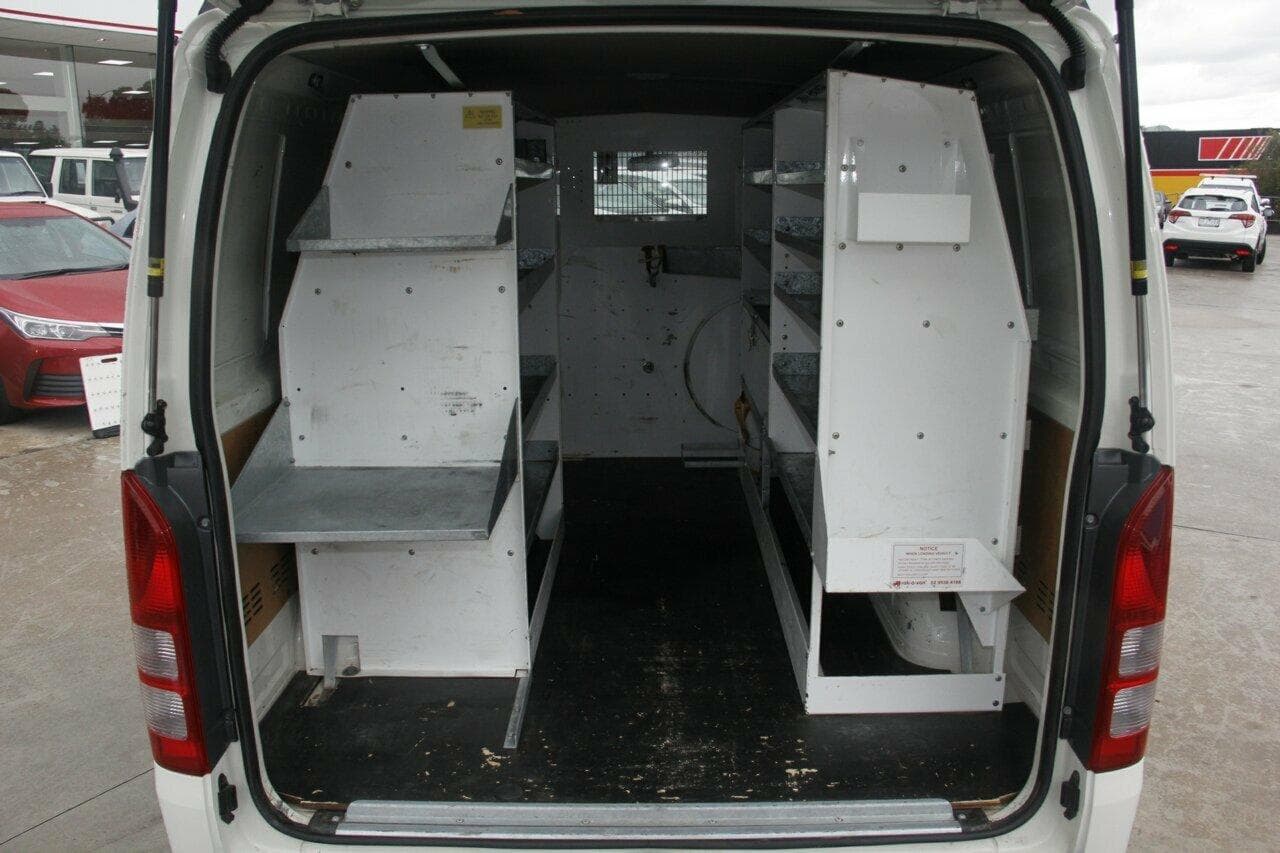 2013 TOYOTA HIACE KDH201R MANUAL VAN