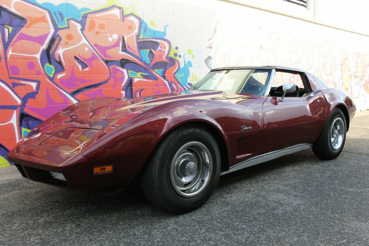 1974 CHEVROLET CORVETTE STINGRAY AUTO COUPE