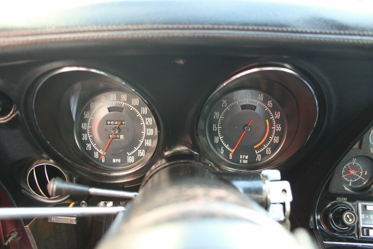 1974 CHEVROLET CORVETTE STINGRAY AUTO COUPE