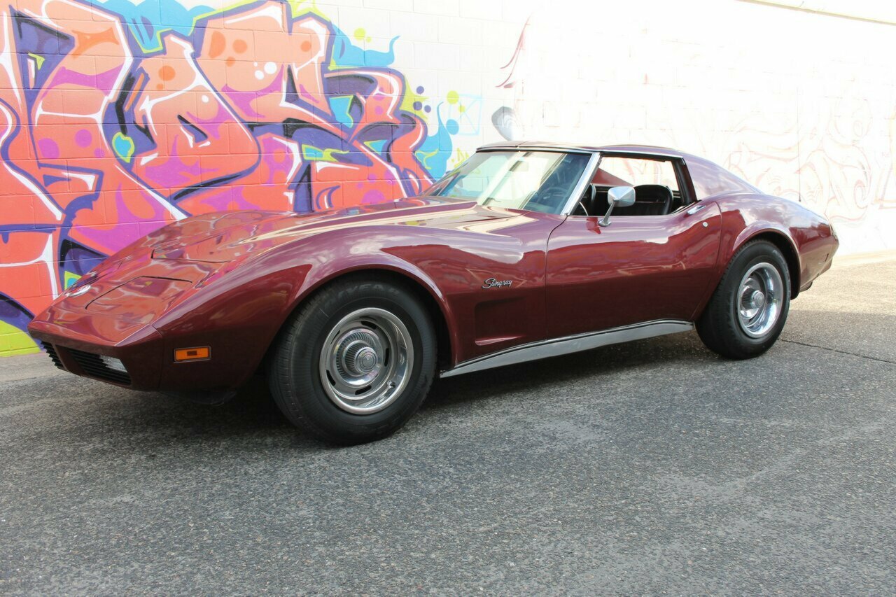1974 CHEVROLET CORVETTE STINGRAY AUTO COUPE