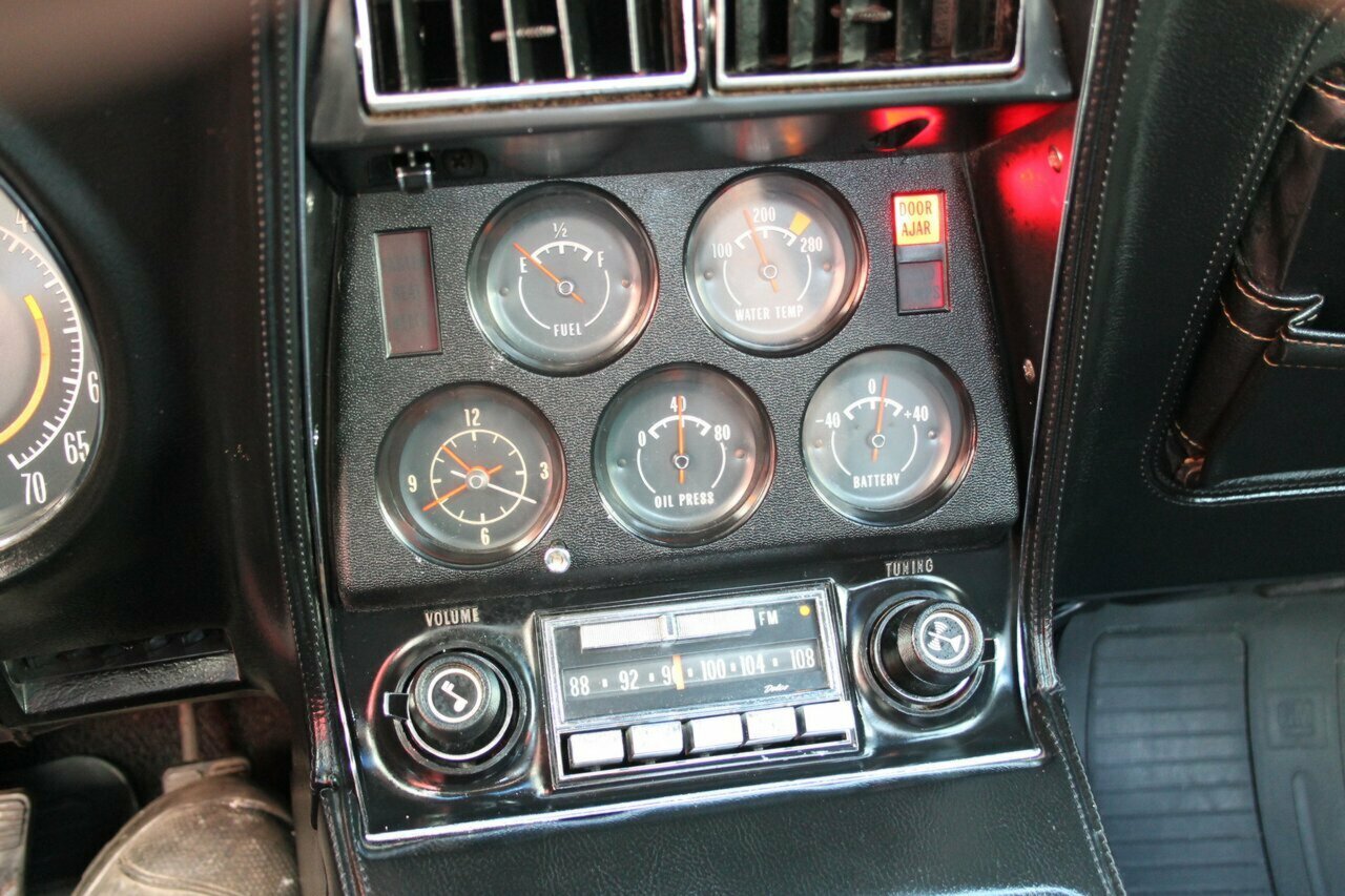 1974 CHEVROLET CORVETTE STINGRAY AUTO COUPE