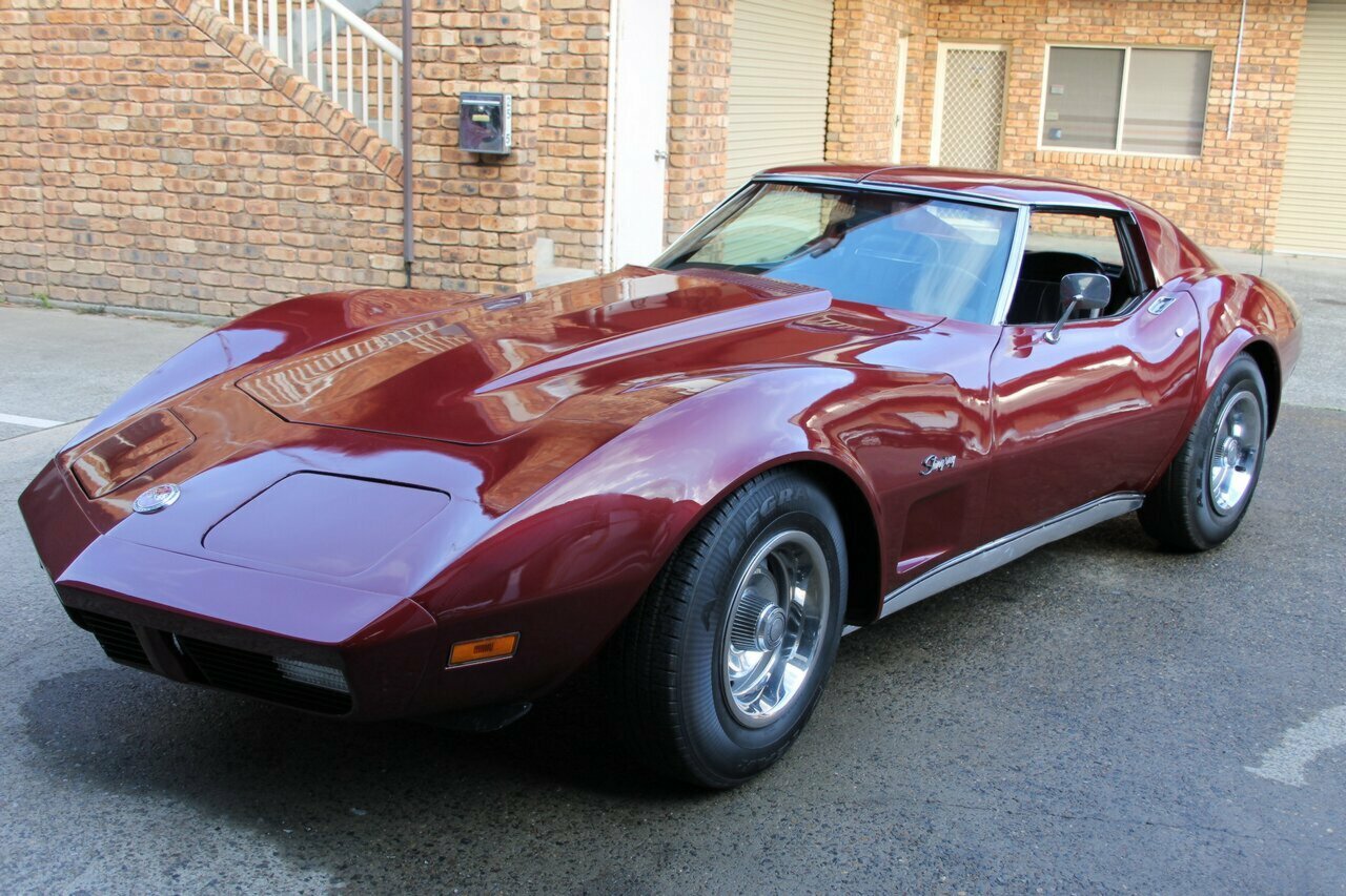 1974 CHEVROLET CORVETTE STINGRAY AUTO COUPE