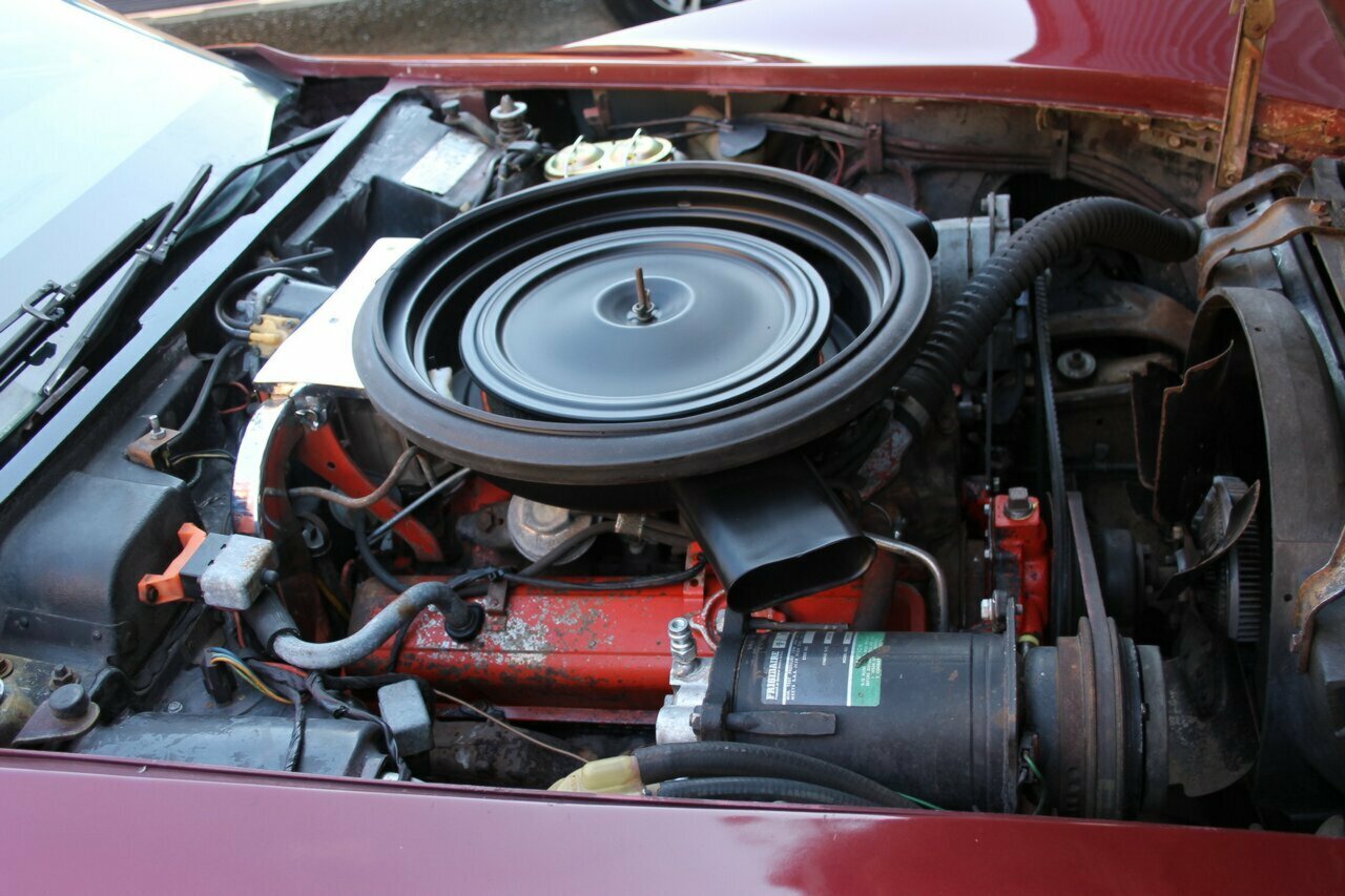 1974 CHEVROLET CORVETTE STINGRAY AUTO COUPE