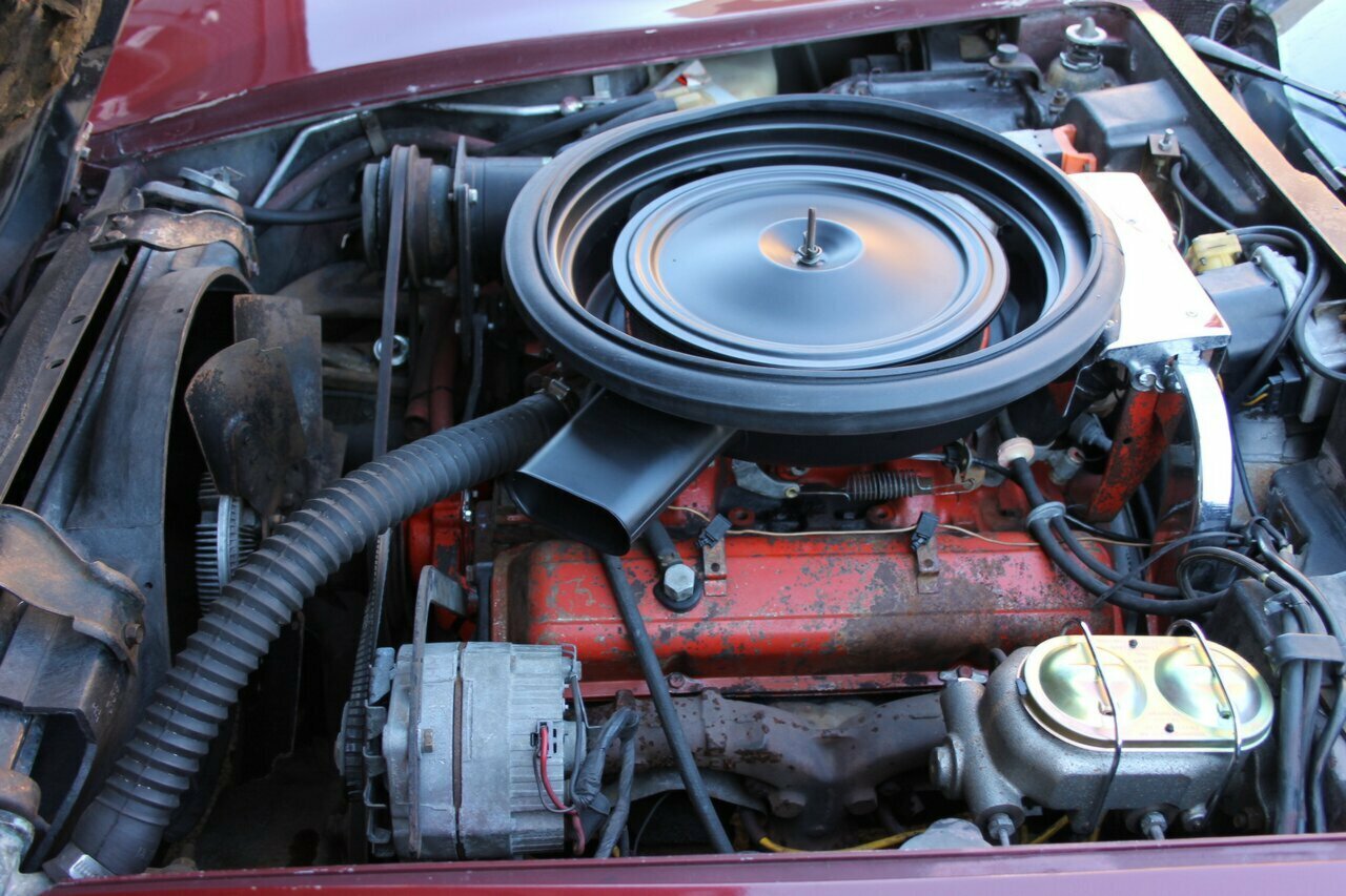 1974 CHEVROLET CORVETTE STINGRAY AUTO COUPE