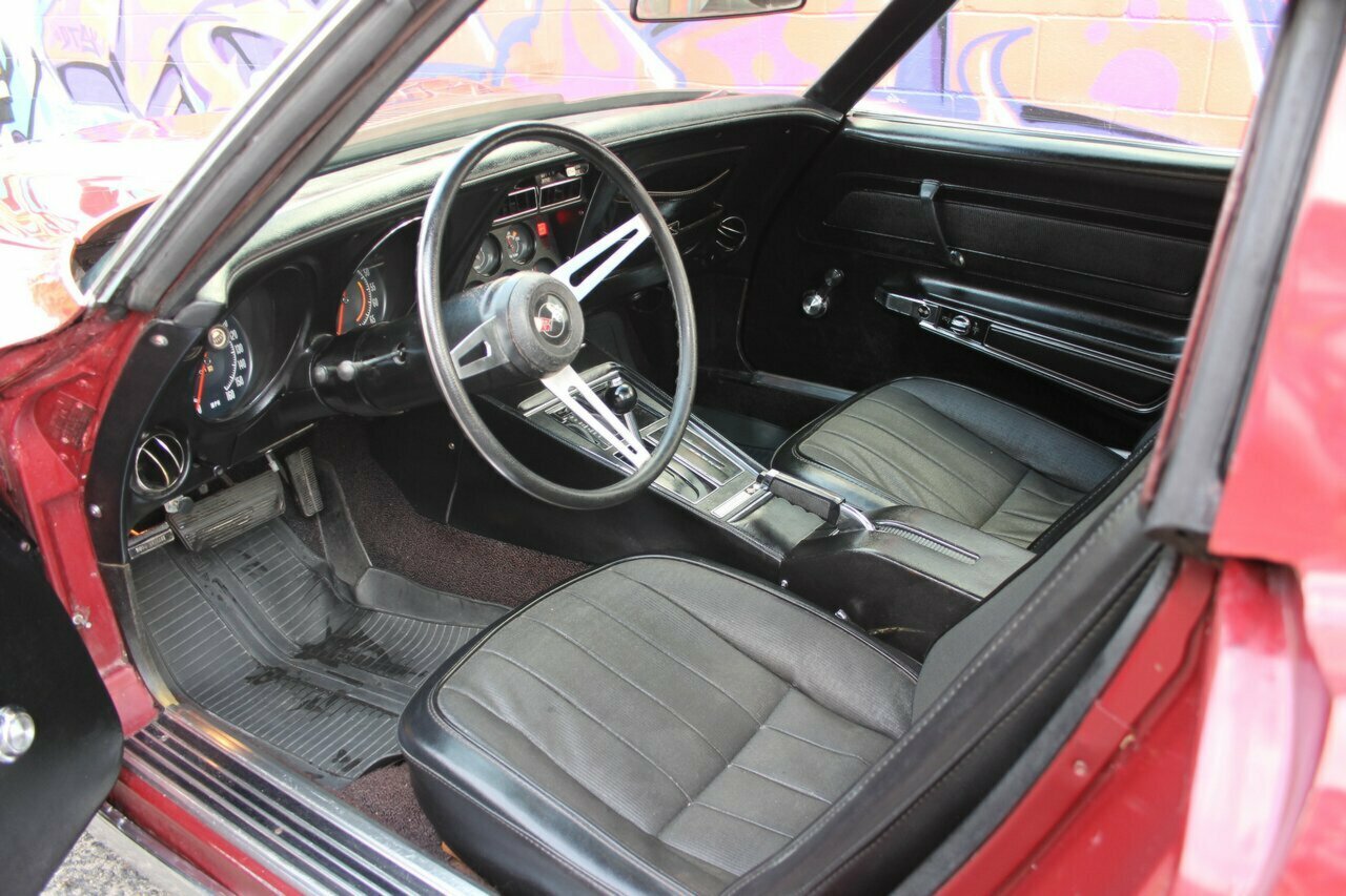 1974 CHEVROLET CORVETTE STINGRAY AUTO COUPE