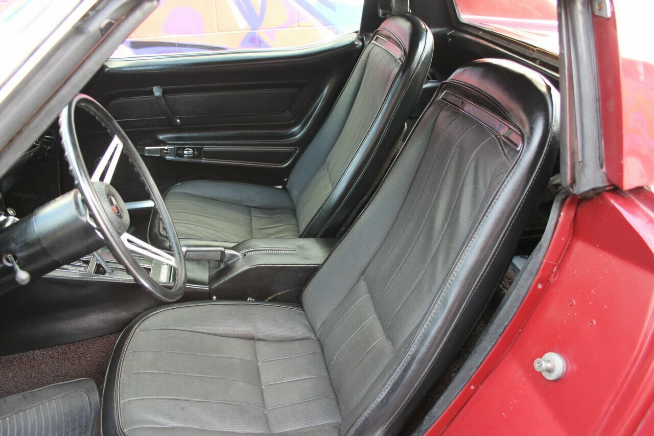 1974 CHEVROLET CORVETTE STINGRAY AUTO COUPE