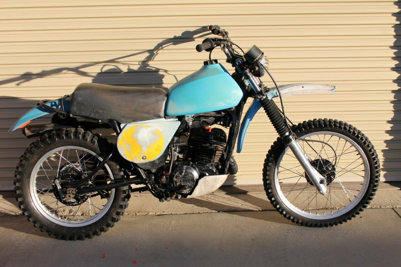 1977 YAMAHA IT400 ENDURO