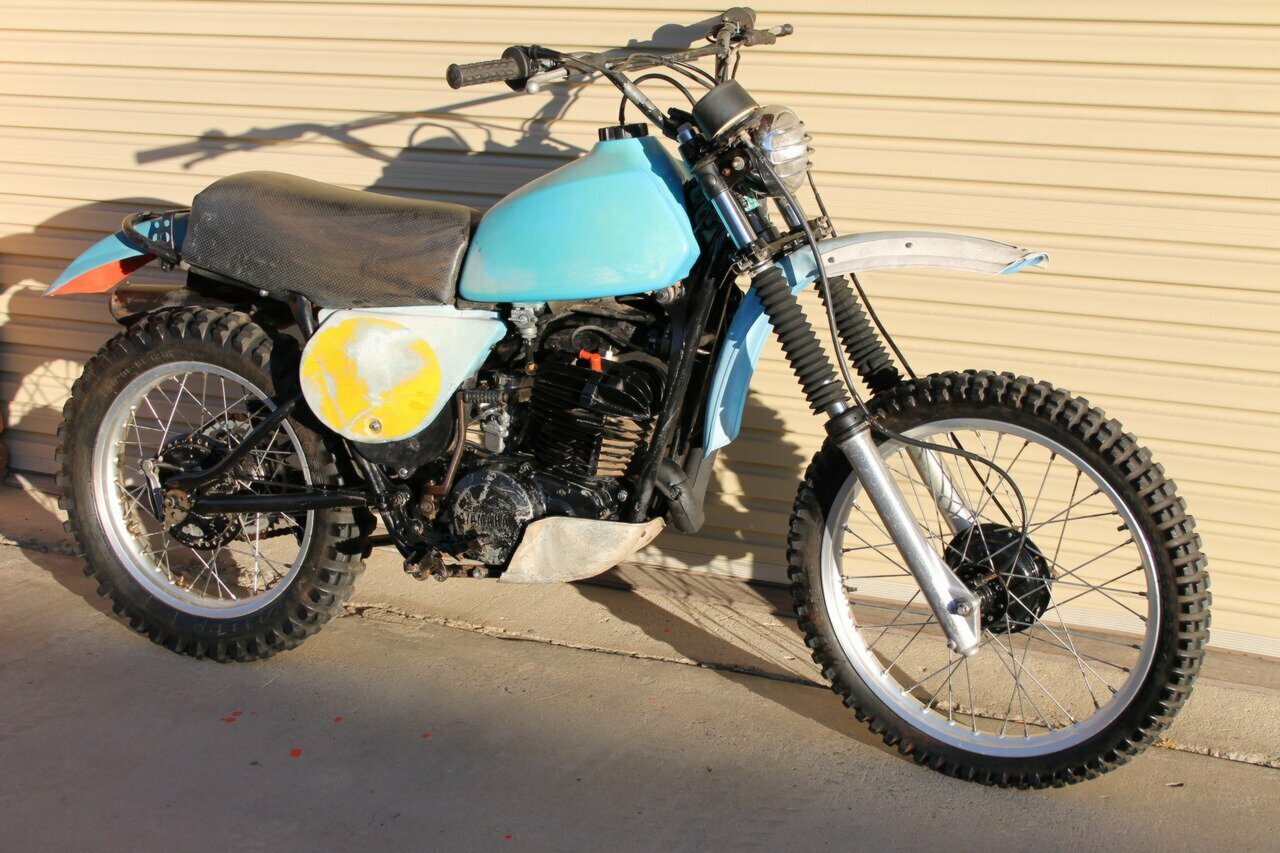 1977 YAMAHA IT400 ENDURO