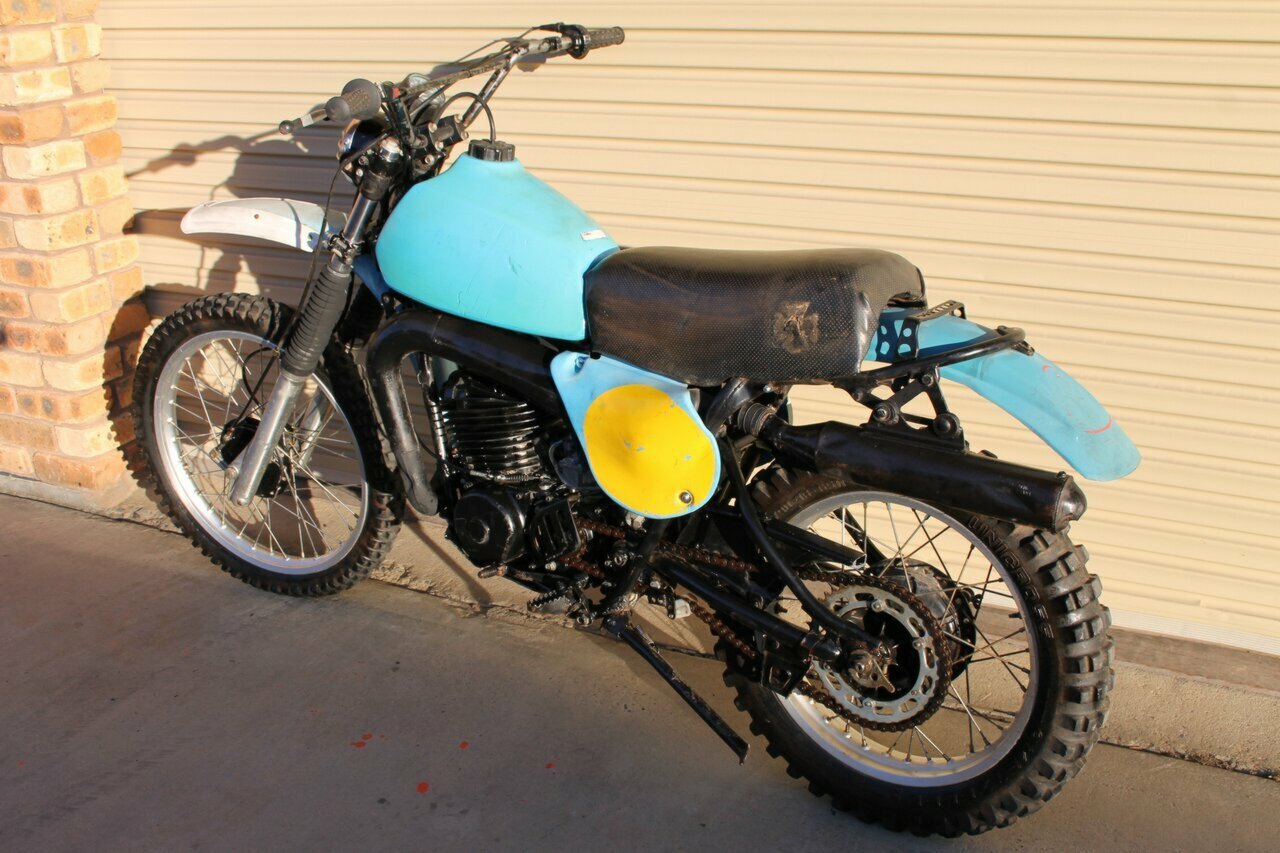 1977 YAMAHA IT400 ENDURO