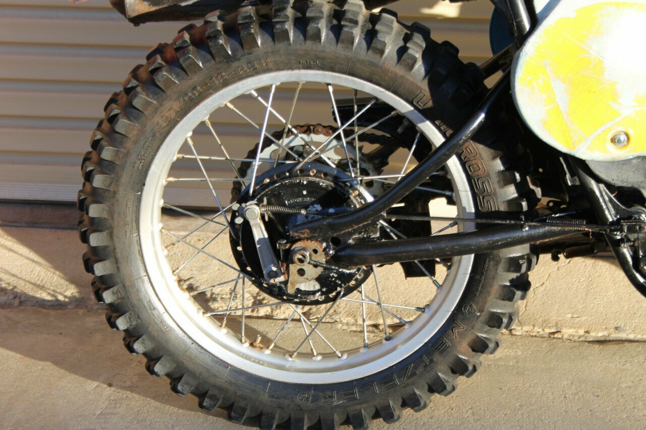 1977 YAMAHA IT400 ENDURO