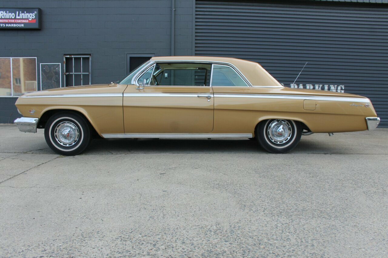 1962 CHEVROLET IMPALA SS 409 MANUAL COUPE