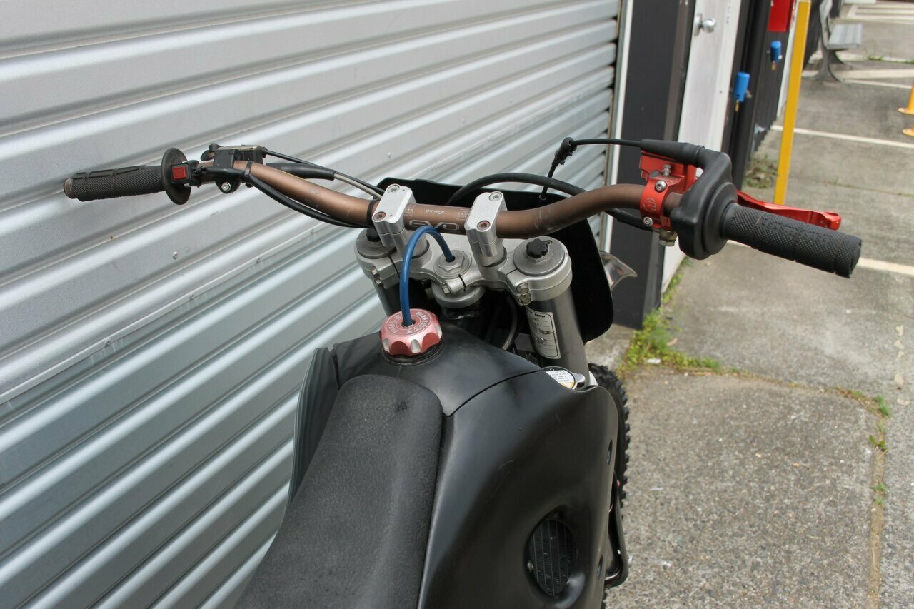 2009 A.T.K. 700 INTIMIDATOR DIRT BIKE