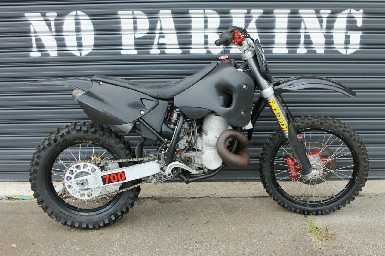 2009 A.T.K. 700 INTIMIDATOR DIRT BIKE