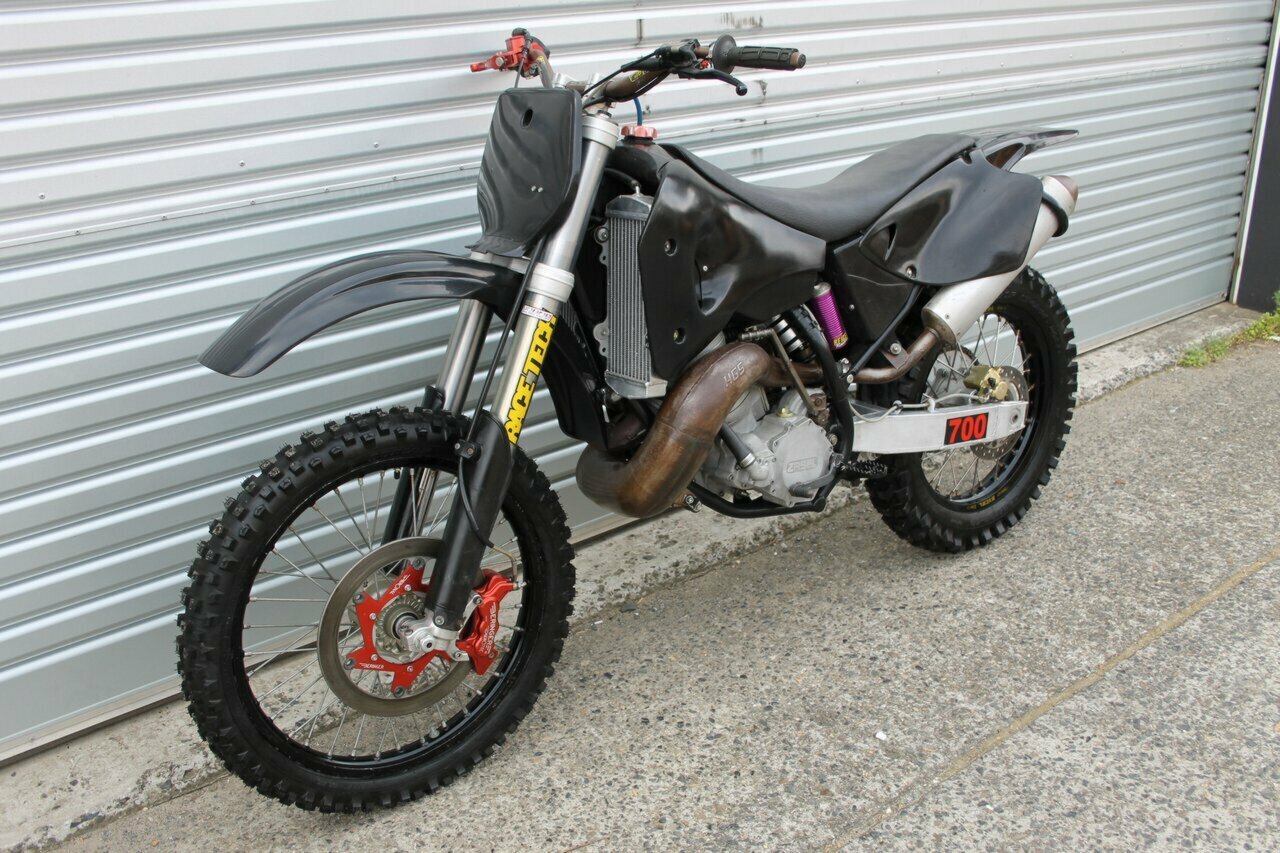 2009 A.T.K. 700 INTIMIDATOR DIRT BIKE