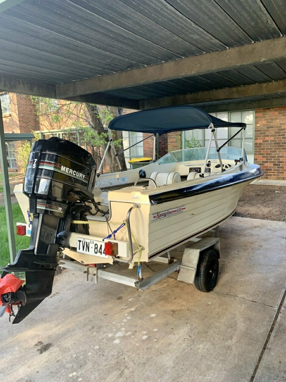 2004 NAUTIGLASS V150