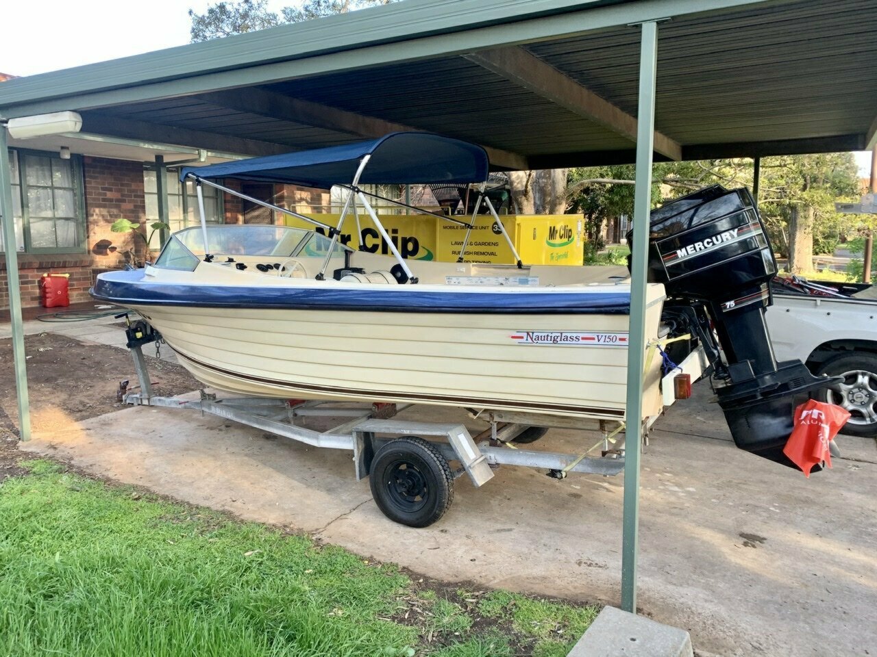 2004 NAUTIGLASS V150