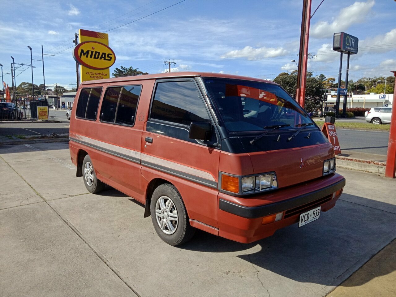 1990 MITSUBISHI STARWAGON SF 5 SP MANUAL 4D WAGON