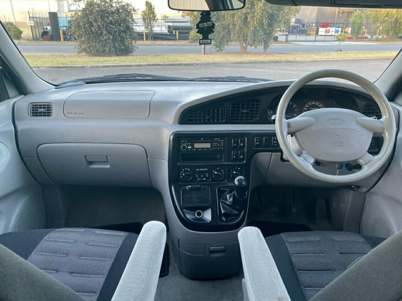 2005 KIA CARNIVAL MY04 5 SP MANUAL 5D WAGON