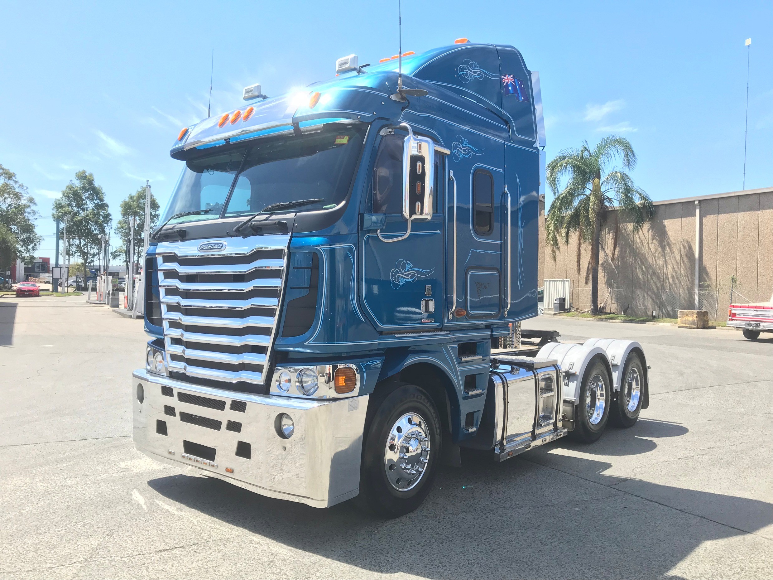 2012 FREIGHTLINER ARGOSY ARGOSY 101" MID ROOF TRUCK MANUAL PRIMEMOVER