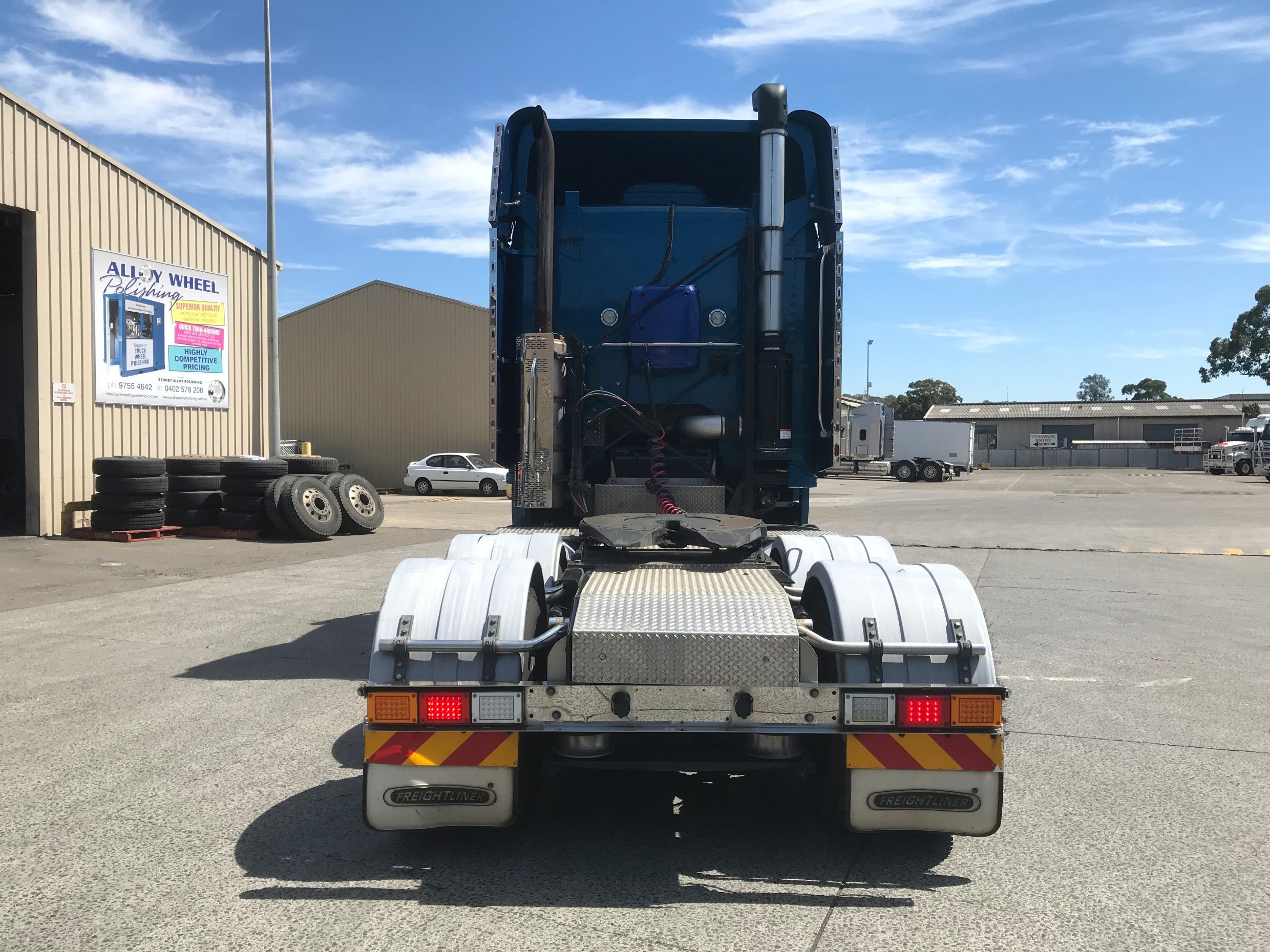 2012 FREIGHTLINER ARGOSY ARGOSY 101&QUOT; MID ROOF TRUCK MANUAL PRIMEMOVER