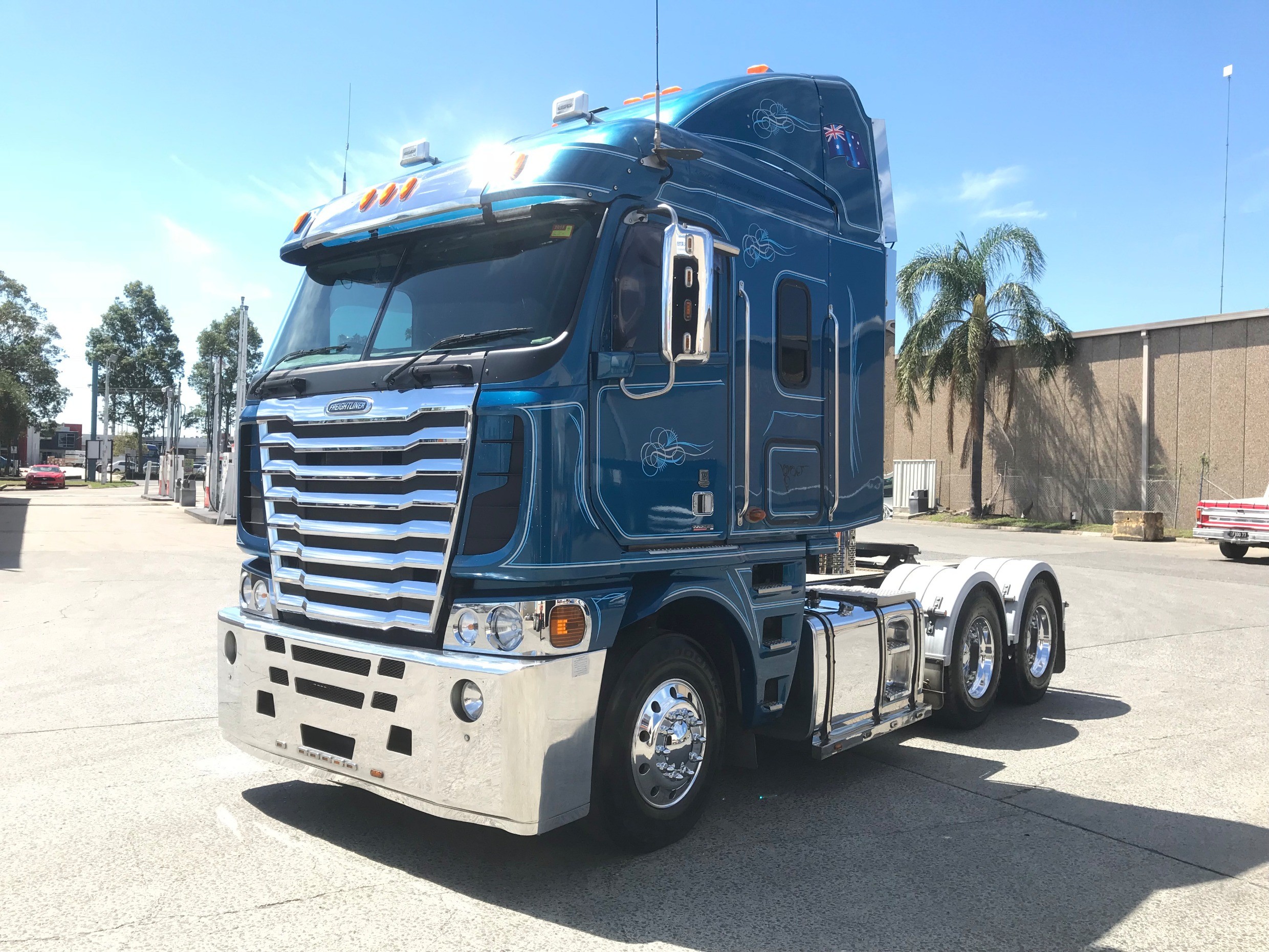2012 FREIGHTLINER ARGOSY ARGOSY 101&QUOT; MID ROOF TRUCK MANUAL PRIMEMOVER