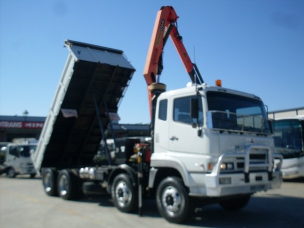 2008 MITSUBISHI FS TIPPER CRANE TRUCK MANUAL CRANE TRUCK