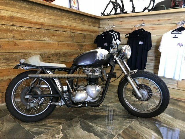 1976 TRIUMPH BONNEVILLE T140 ROAD