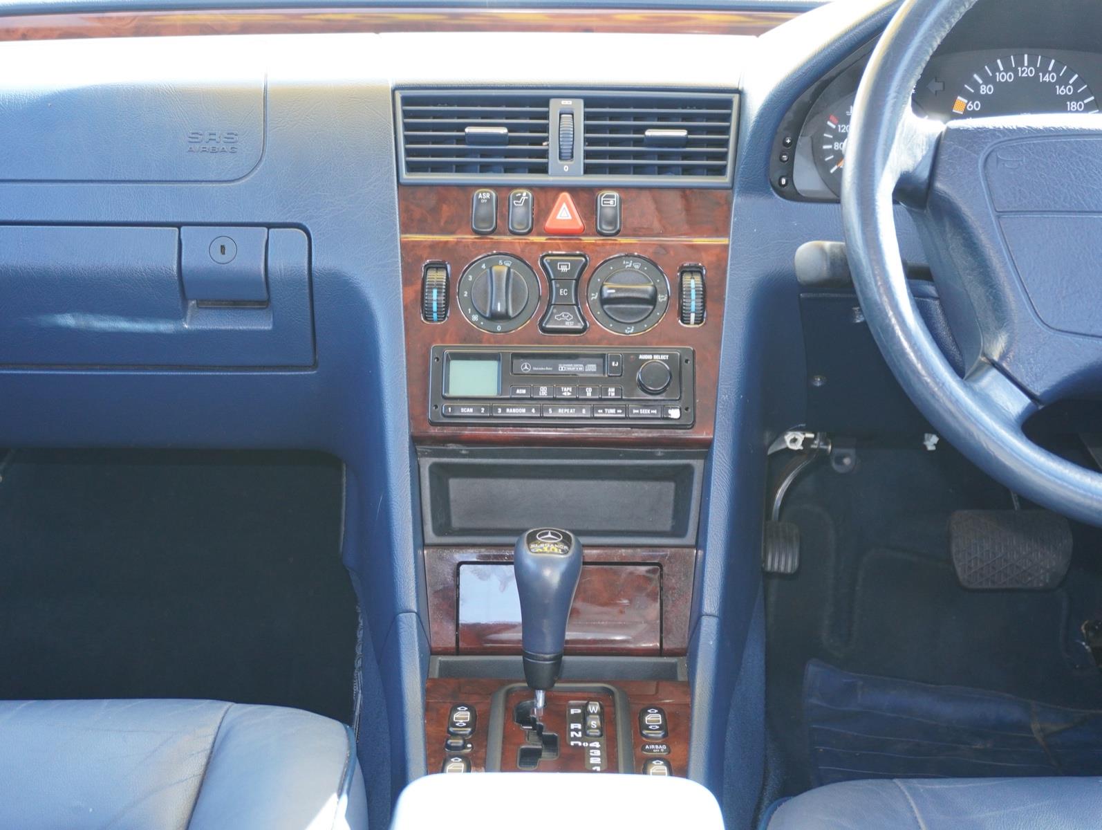 1998 MERCEDES-BENZ C200 W202 ELEGANCE 5 SP AUTOMATIC 4D SEDAN