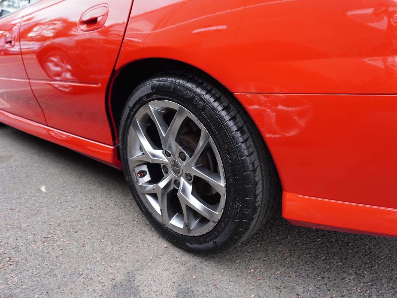 2004 HOLDEN COMMODORE VZ SV6 SPORTS AUTOMATIC SEDAN